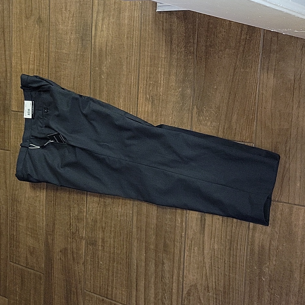 Van Heusen gray suit separates dress pants Straight Leg. 36Wx30L New MSRP $120…